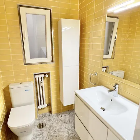 Vetusta Nest Apartment Oviedo