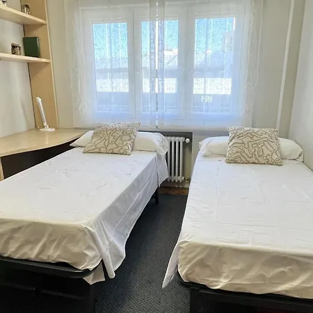 公寓 Vetusta Nest 奥维耶多